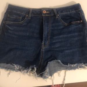 Forever 21 High Waisted denim shorts. Sz 28.